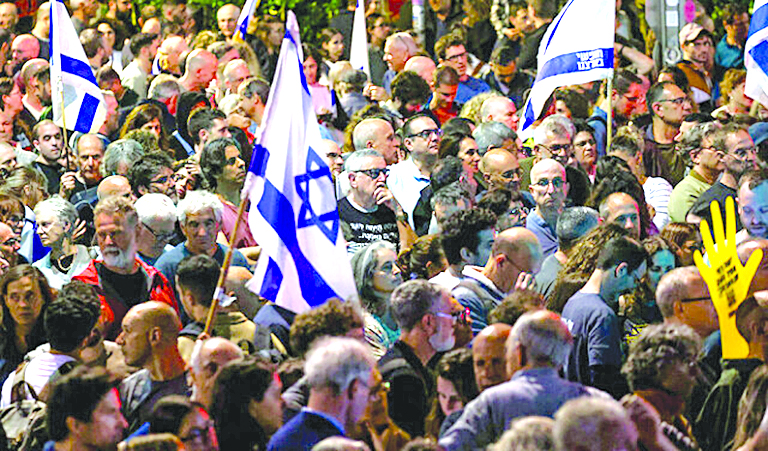U.S. intelligence reports: Divisions threaten to tear Israel apart and ignite a civil war
